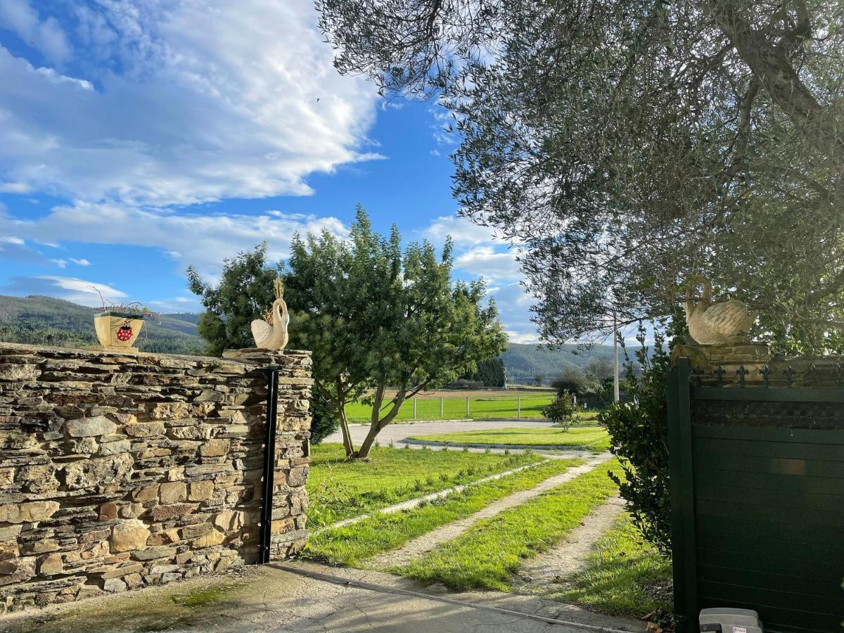 At El Manzano - Jardin & Bbq - Los Gayoles Rural Castropol Buitenkant foto
